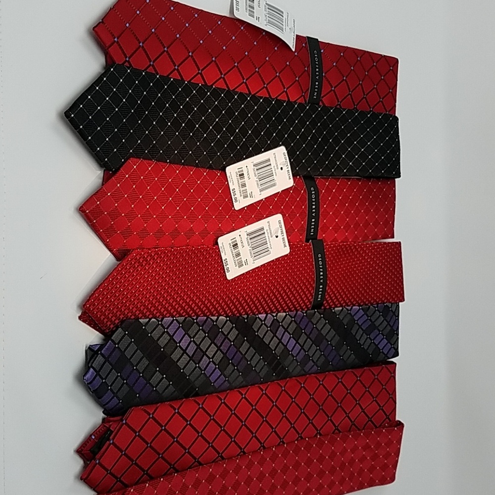 7 Geoffrey Beene ties